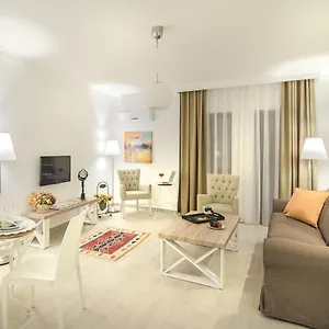 Rodina Kusadası
